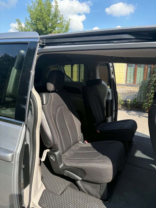 Chrysler Pacifica 3.6 V6 | 2018 | 171 000 km