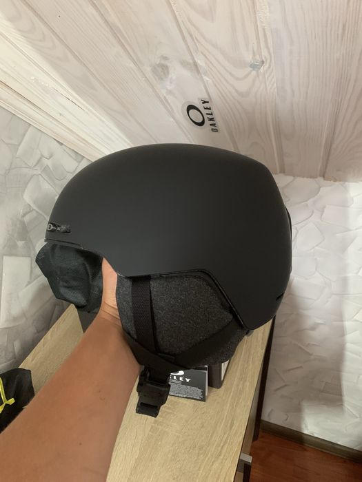 Гірськолижний шолом oakley mod 1