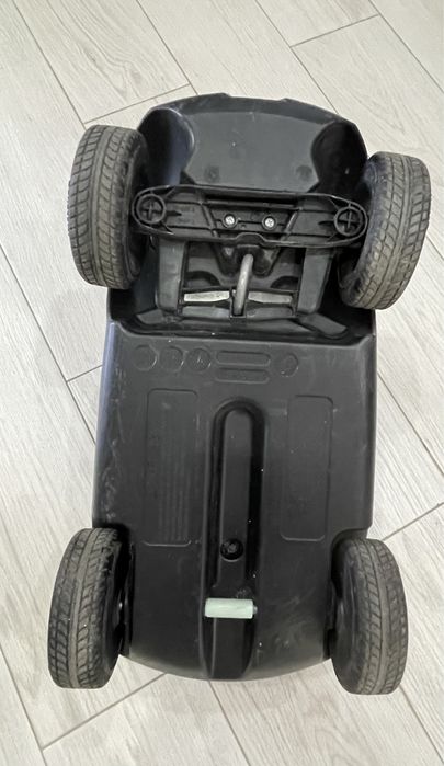 Толокар BIG машина-каталка Мерседес чорна