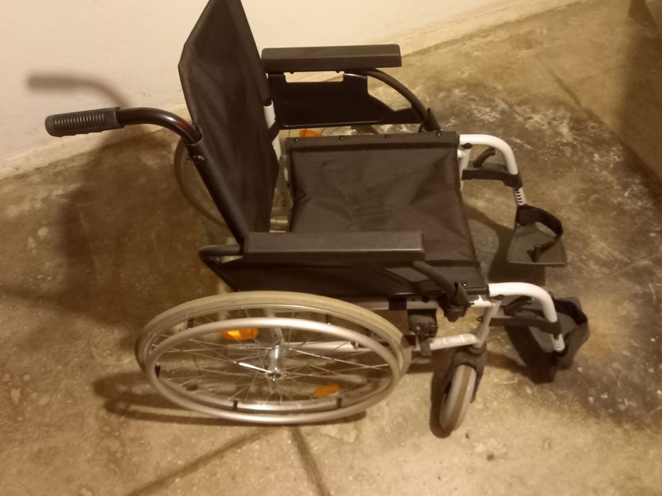 Wózek inwalidzki breezy