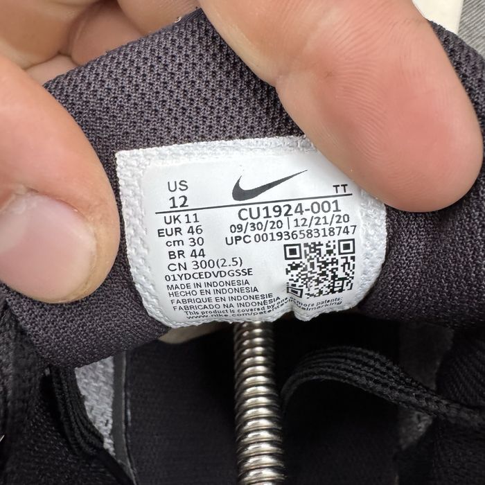 Кроссовки Nike Air Max Invigor Black/White, 46 размер, Оригинал, Кросівки