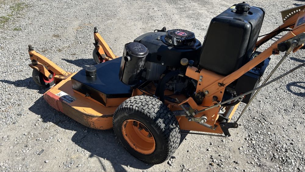 Kosiarka karczownica spalinowa