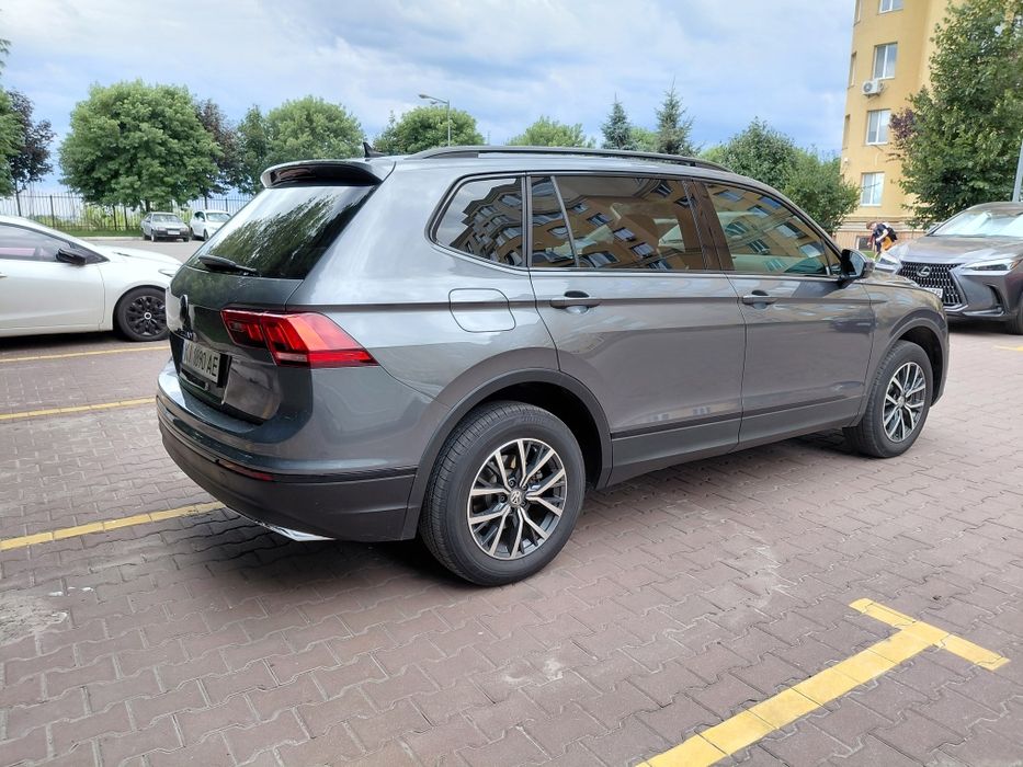 VW Tiguan  2019 2.0 передній привід