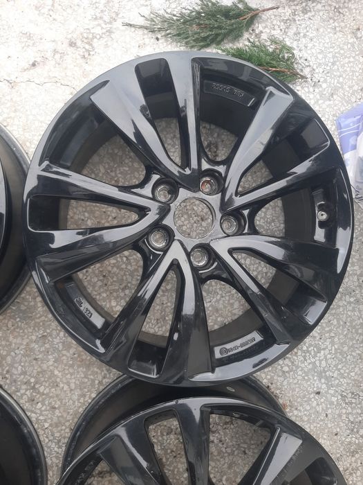 Диски 5 114.3 R17,dia 65.1