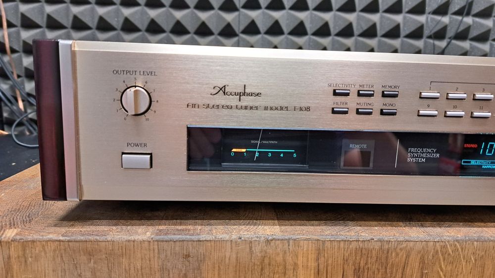 Tuner Accuphase T-108 po pierwszym właścicielu