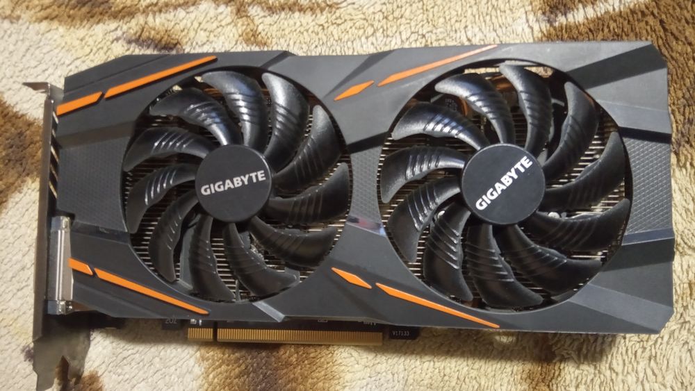 GIGABYTE Radeon RX 580  8Gb