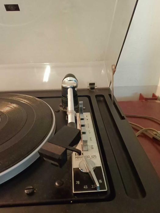 gramofon Elac Miracord 625