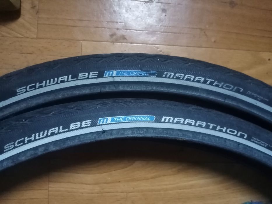 Покришка, шина 28  Schwalbe Marathon  37-622 28*1.40 700*35c