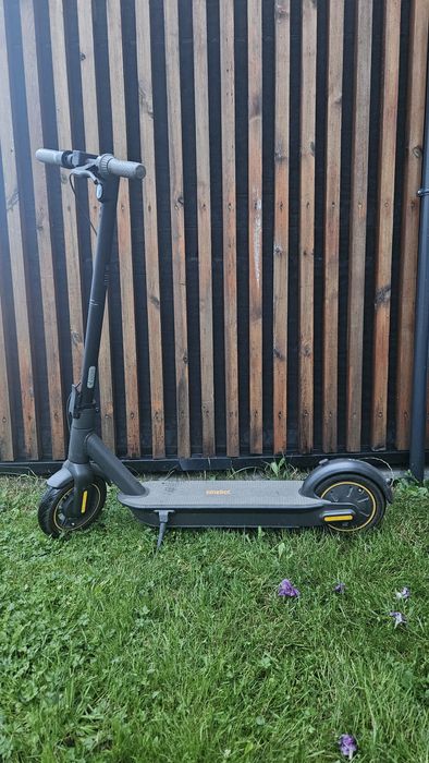 Hulajnoga Segway Ninebot Max G30 Gen 2 – bardzo dobry stan | 428 km | 30 km/h