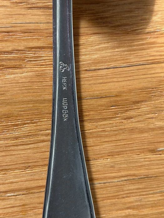 Набори столових приборів ложки, виделки