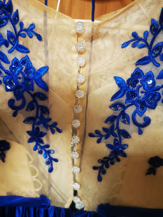 Вечірнє(випускне) плаття