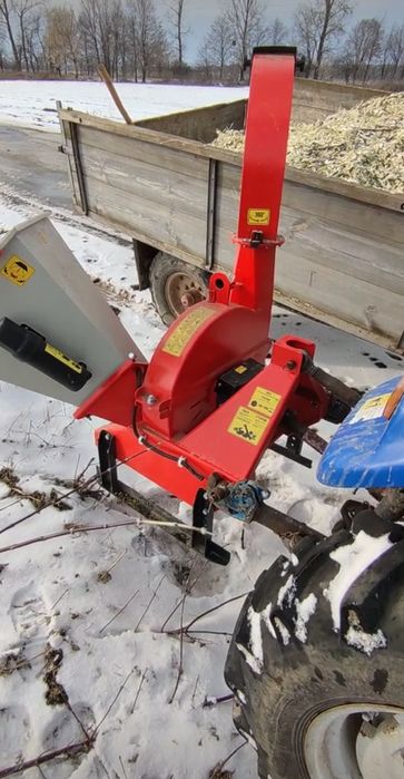 Послуги щепоріза.             
Виїзд на об'єкт по місцю та навк