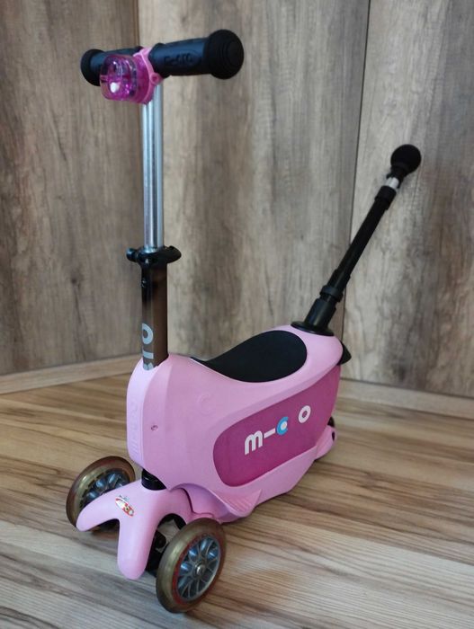 Hulajnoga Mini Micro 2go Deluxe Siedzisko Kijek/Drążek Do Prowadzenia