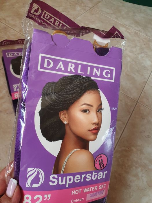 Волосы для плетения косичек.