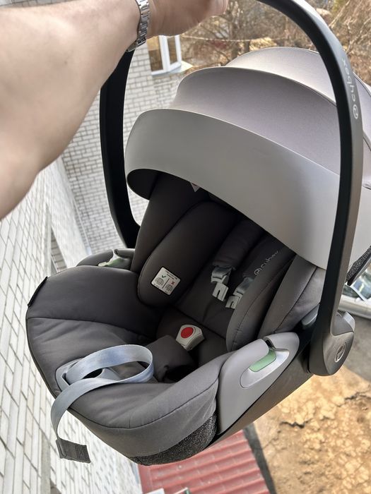 Cybex Cloud T i-Size, група 0+