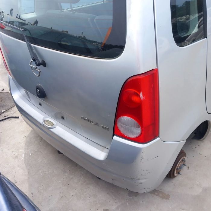 Mala e para choques tras opel agila