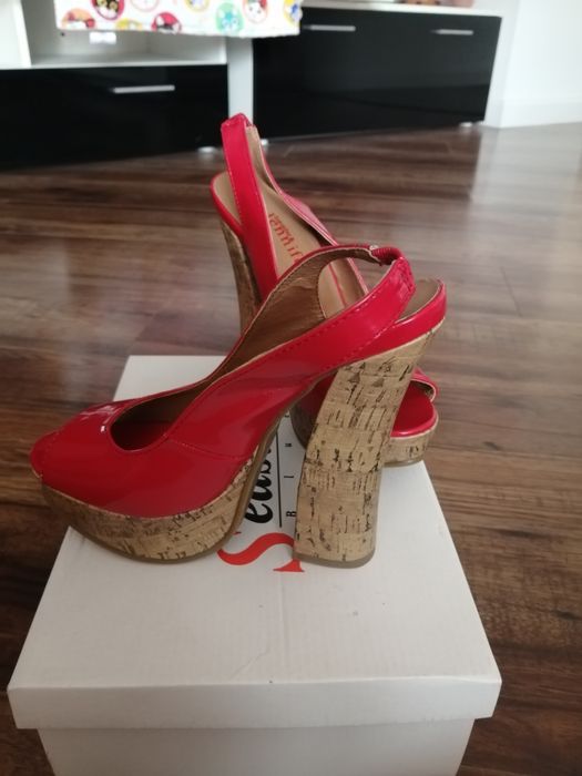 Obuwie damskie letnie rozm. 36