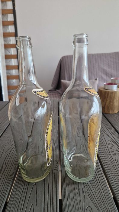 2 garrafas vinho branco "Três Marias"