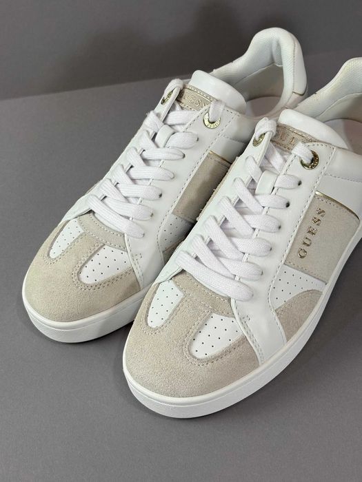 Жіночі білі шкіряні кросівки кеди Guess Jrone 41 розмір