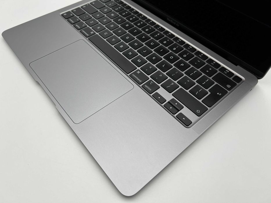 Apple Macbook Air | M1 | 8GB | 256GB | liczba cykli 83