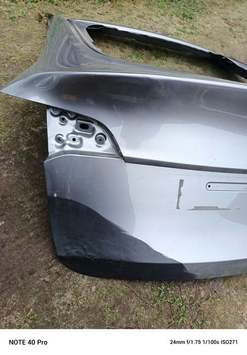 tesla model y klapa porywa bagażnika dual motor llu