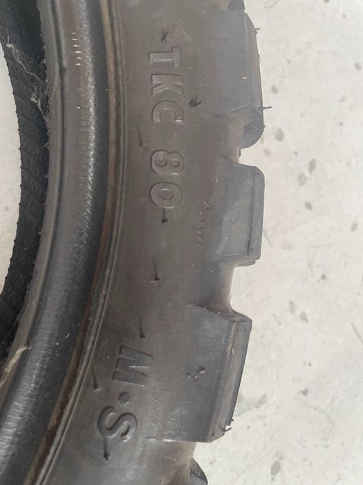 Pneus offroad TKC 80 para Transalp 755