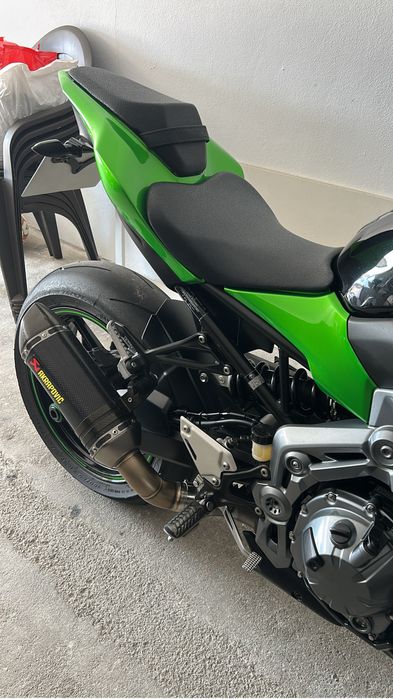 Kawasaki z900 akrapovic