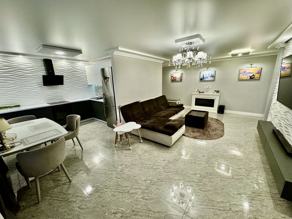 Продаж сучасної 3-кімнатної квартири з ремонтом у новобудові