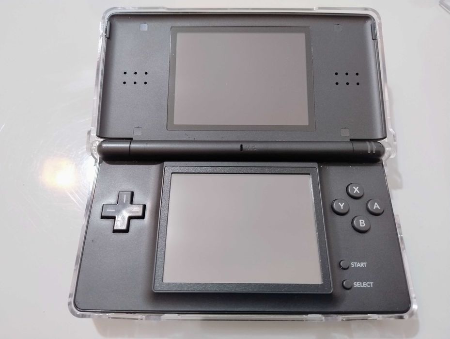 Nintendo DS Lite + Karta R4 + SD 16GB z ok 200 gier - CFW - TWiLight Menu++