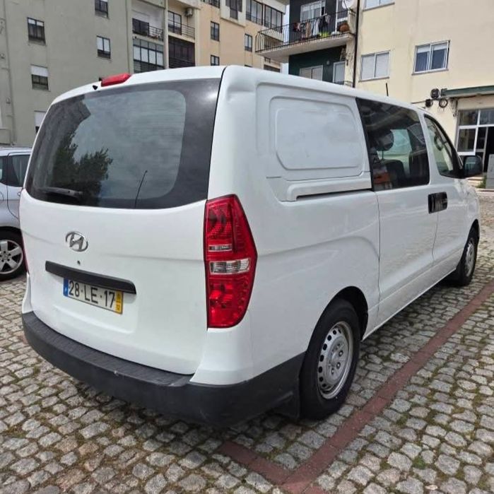 Hyundai H1 starex