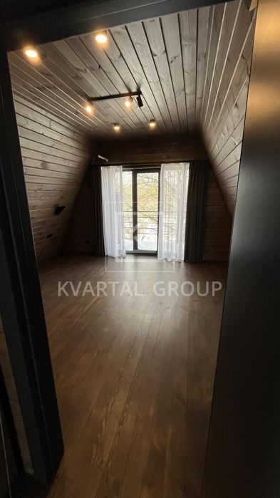 A-Frame будинок 116 м² з дизайнерським ремонтом. Буча