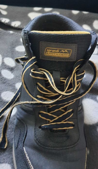 Buty Sprandi jesienno-wiosenne rozmiar 40/ 26cm młodzieżowe