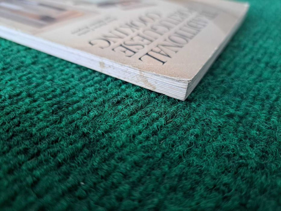 Traditional Portuguese Cooking - Rosa Maria Cunha and Helena Raposo