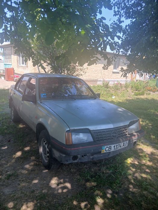 Опель аскона продам