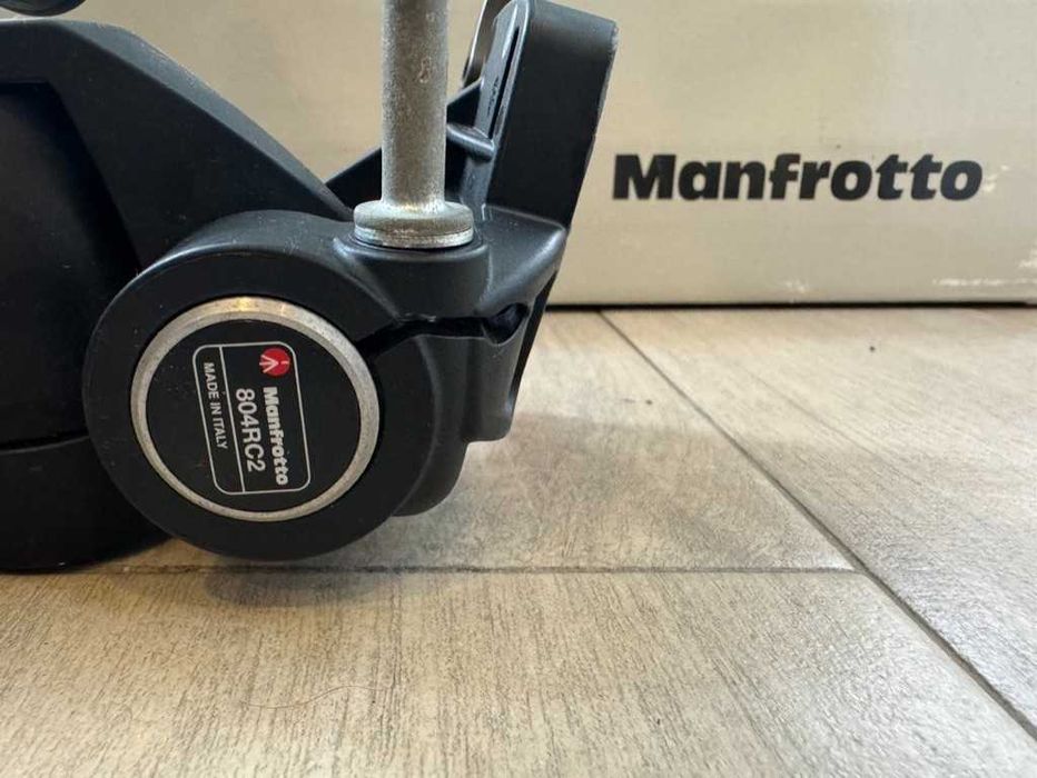 Tripe 290 MT294A3 e Cabeça 804RC2 Manfrotto