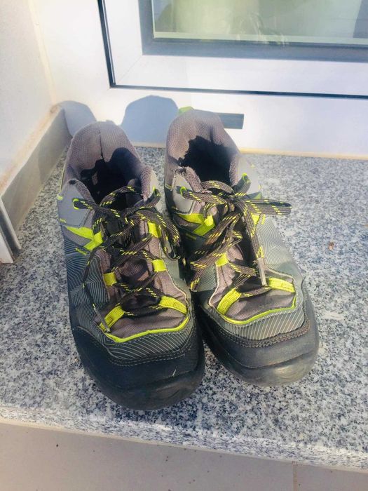 Ténis Quechua novos