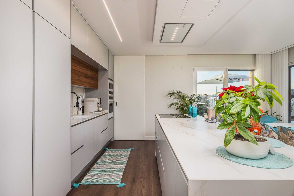 Elegância e Conforto em Azeitão — Moradia T4 Vista Desafogada