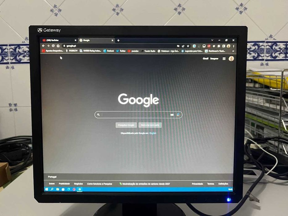 Monitores Gateway MR17V