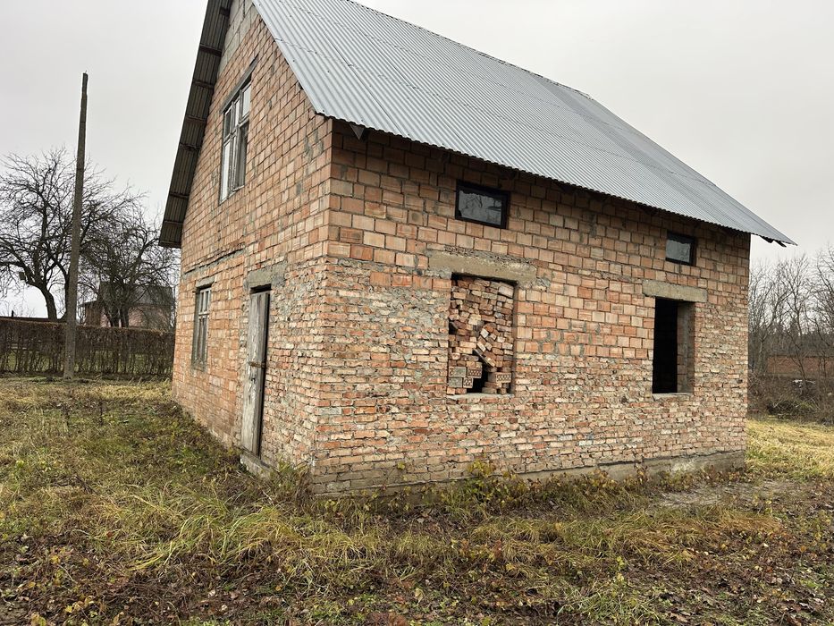 Продається цегляний будинок м.Стебник
