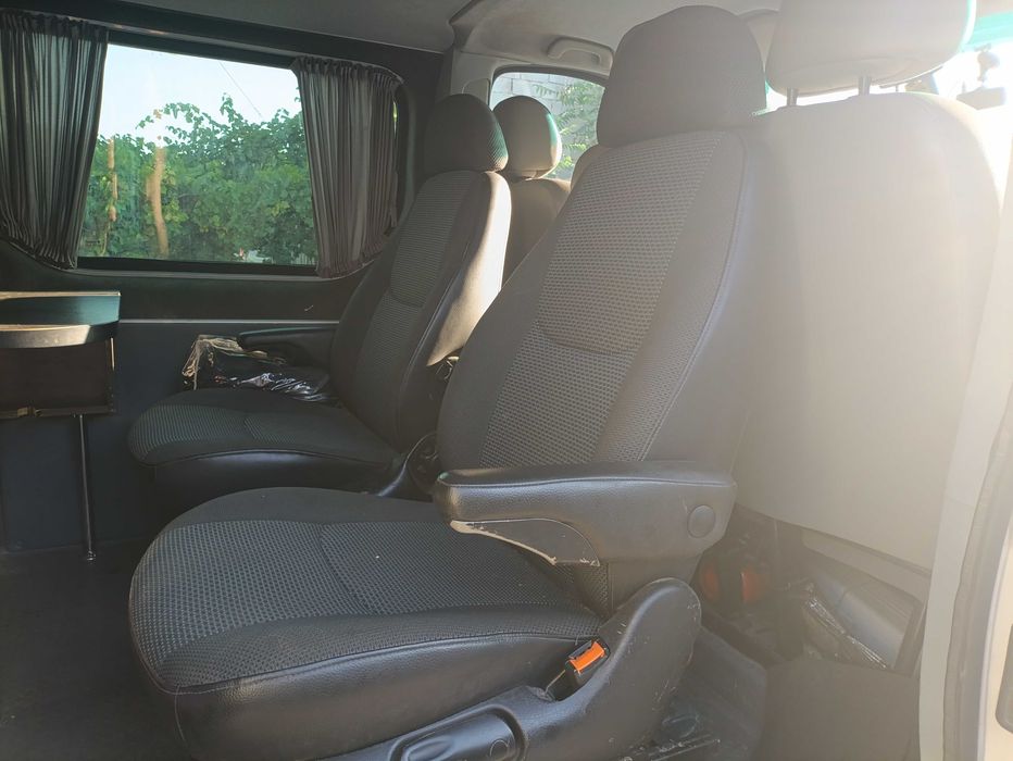 Продам Opel Vivaro Long 2008р.