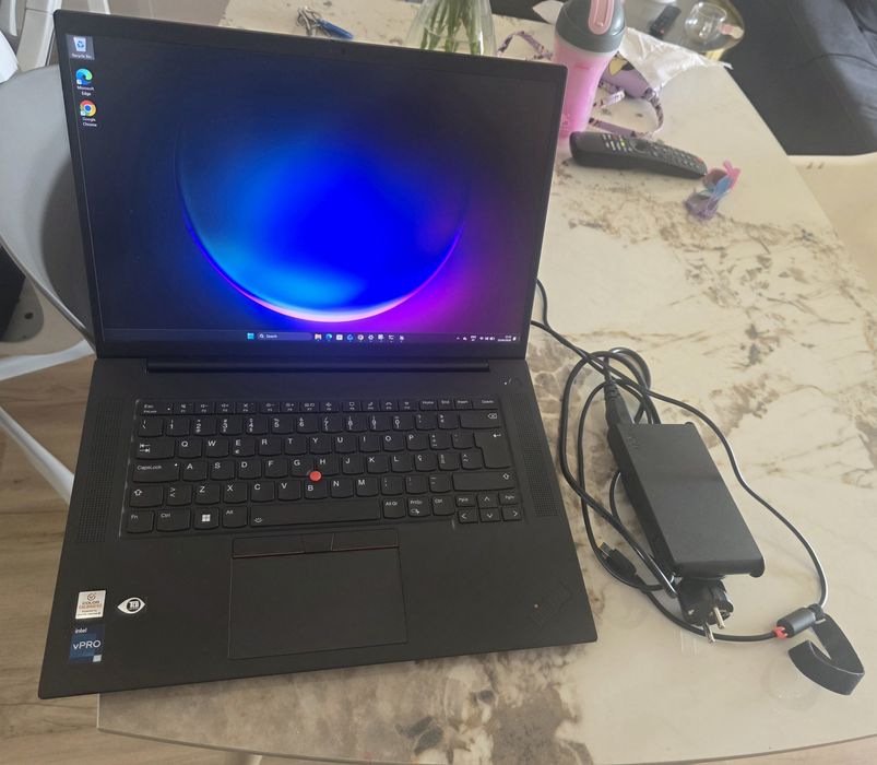 Lenovo ThinkPad P1 (i7 12ª Gen / 64GB RAM / RTX 3050 Ti / 1TB SSD)