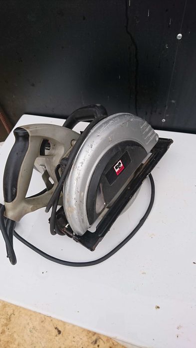 Serra para cortar madeira WERCU!