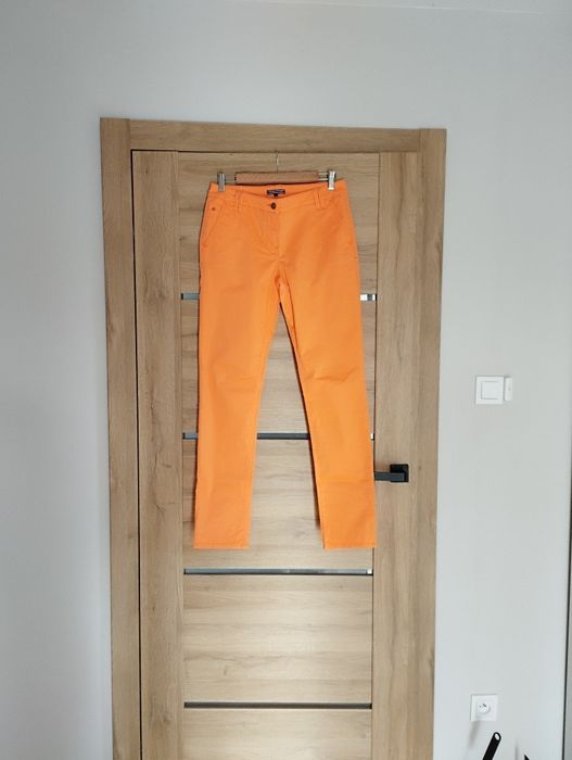 Spodnie Tommy Hilfiger 34/36