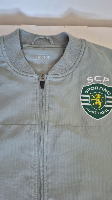 Casaco do Sporting Macron