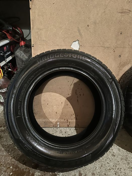 Зимові колеса bridgestone 215/60/16