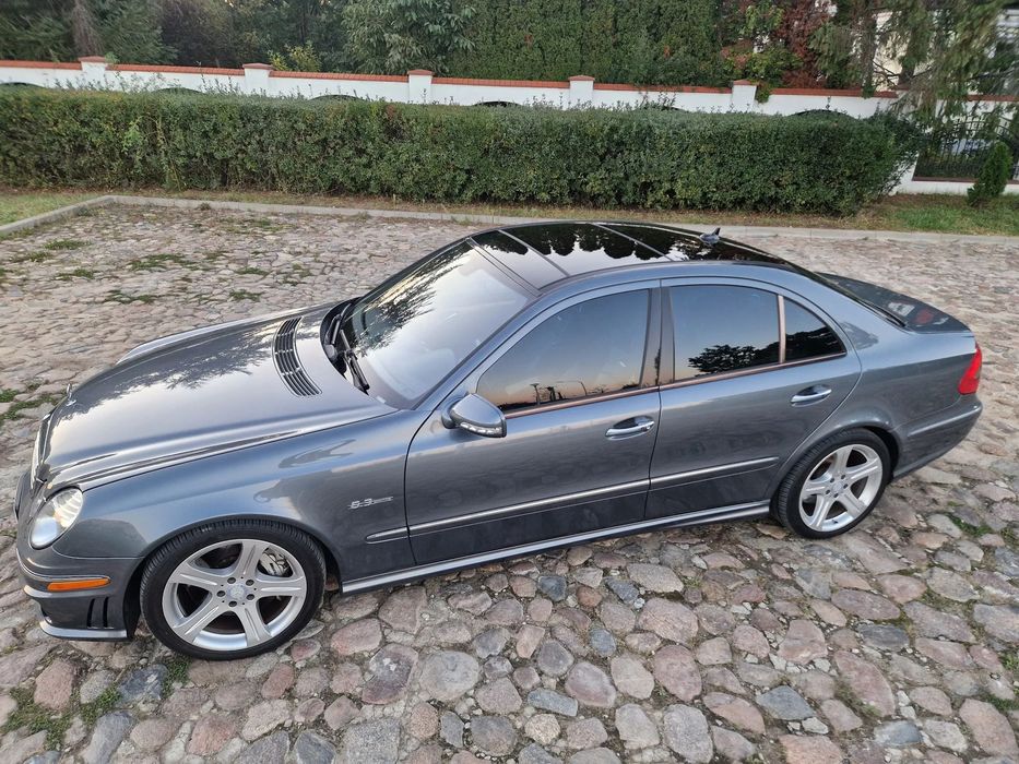 Mercedes-Benz Klasa E W211 E63 AMG Performance Panorama szpera