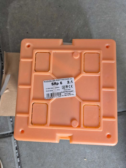 Rozdzielnia podtynkowa SRP 6  2.1 ELEKTRO - PLAST