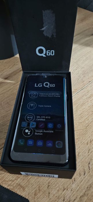 Telefon LG Q60 smartfon jak nowy
