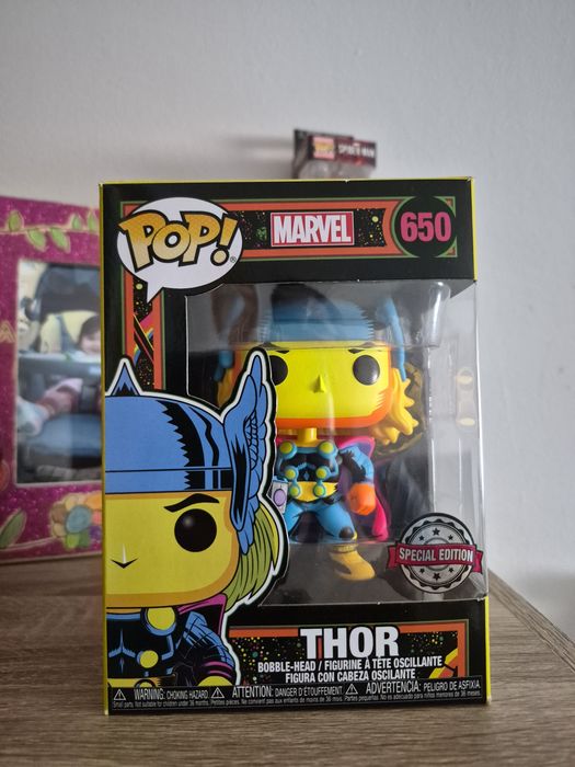 Funko Pop Marvel  - Thor Blacklight Special Edition  560