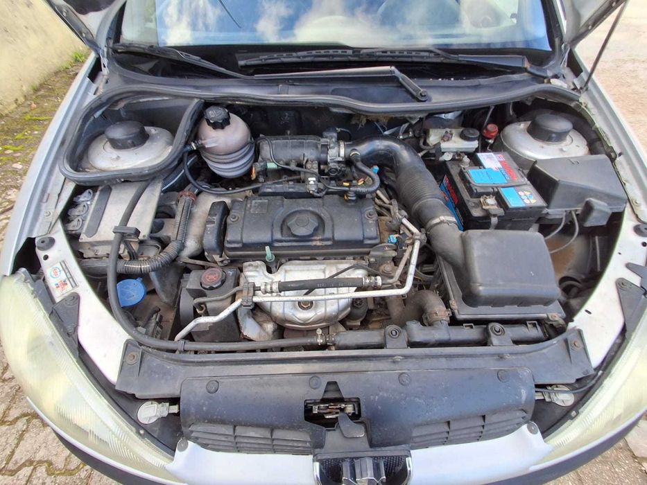 Peugeot 206 com apenas 135 mil quilómetros